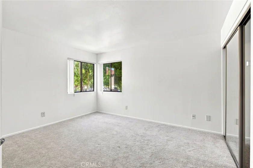 1134 W Blaine #202 photo 3
