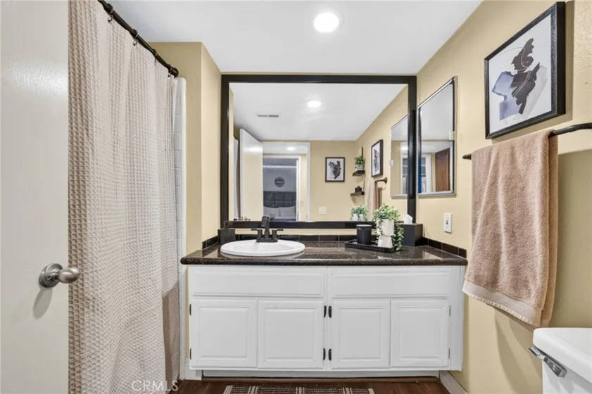 23406 Coso photo 30