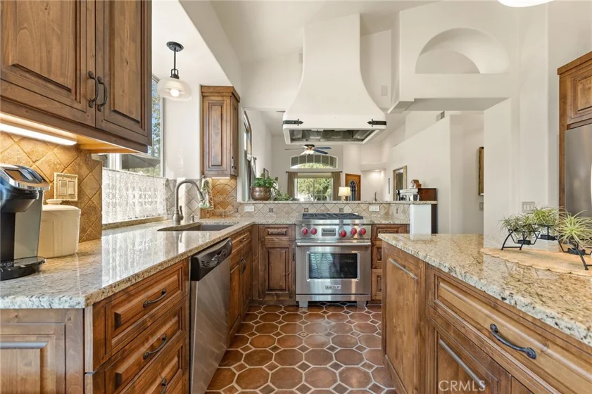 41555 Corte Amalia photo 18