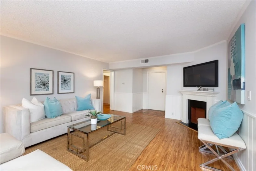 420 S Madison #109 Avenue photo 4