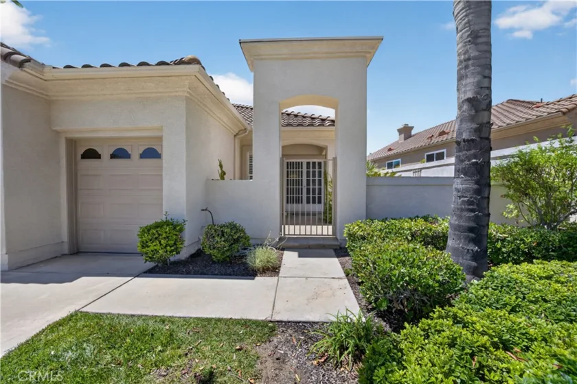 40221 Colony photo 2