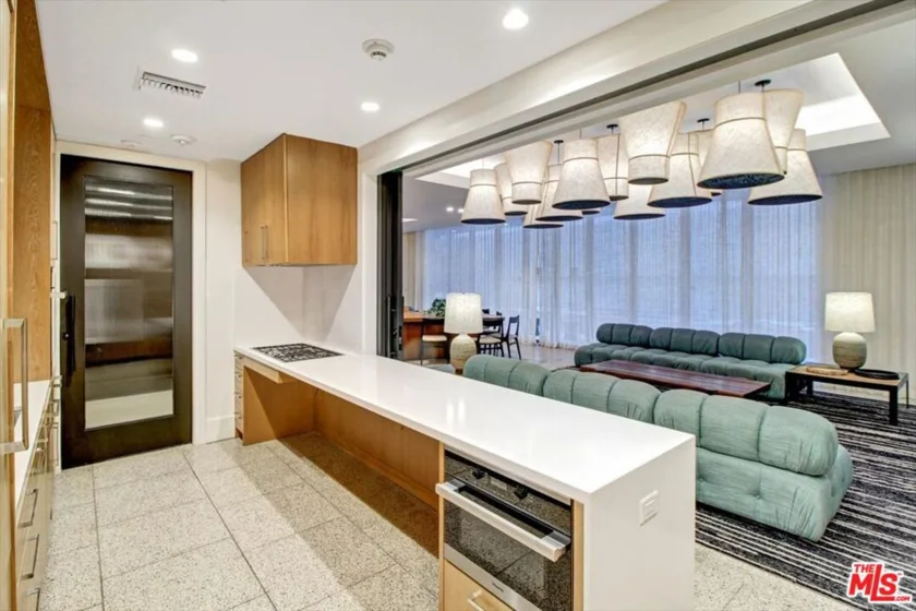10777 Wilshire Boulevard #209 photo 47