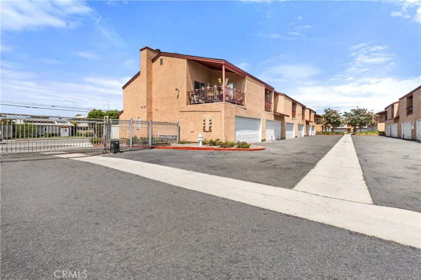 3900 W Hazard #A photo 37