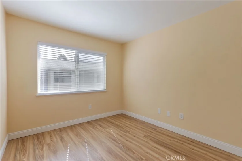 2713 W Northwood photo 23