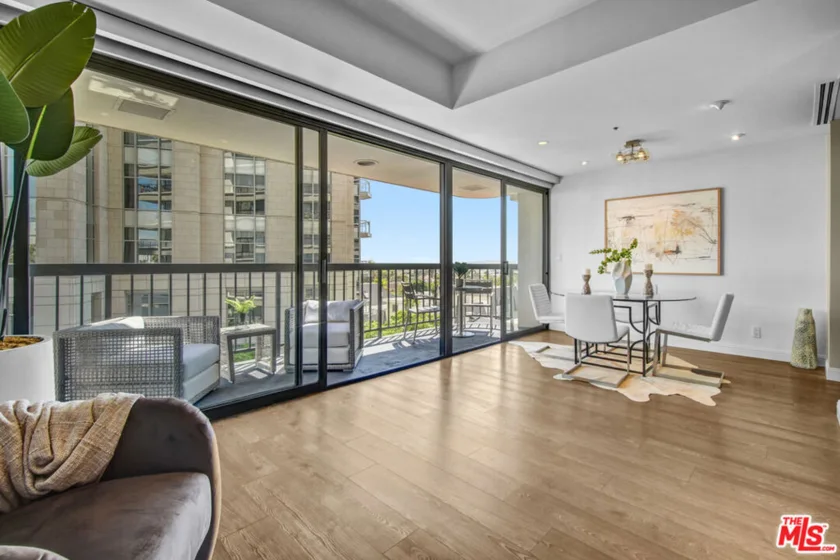 10790 Wilshire Boulevard #404 photo 9