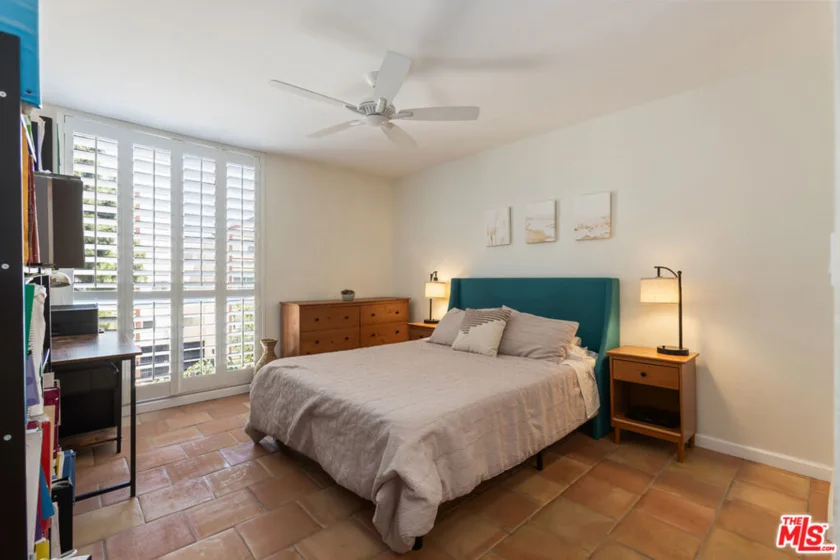 5625 Windsor Way #207 photo 16