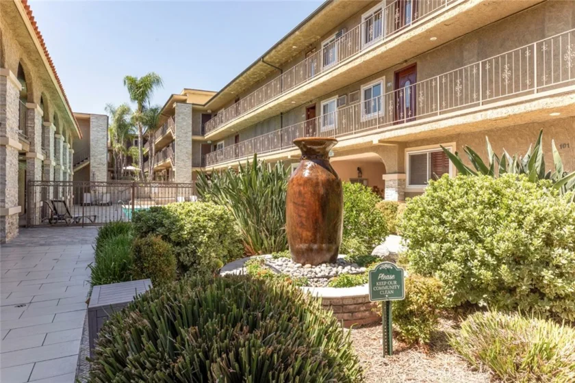 3220 Altura Avenue #217 photo 19