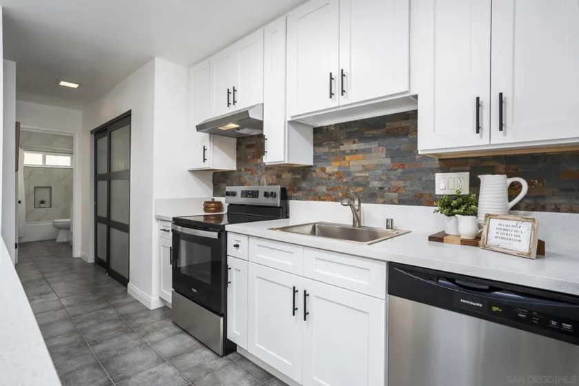 2388 Grand photo 17