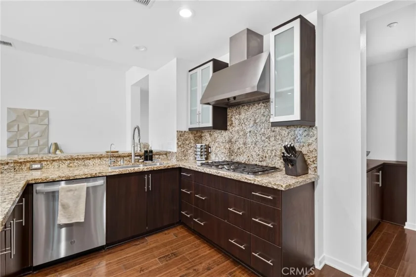 21 Gramercy #218 photo 17