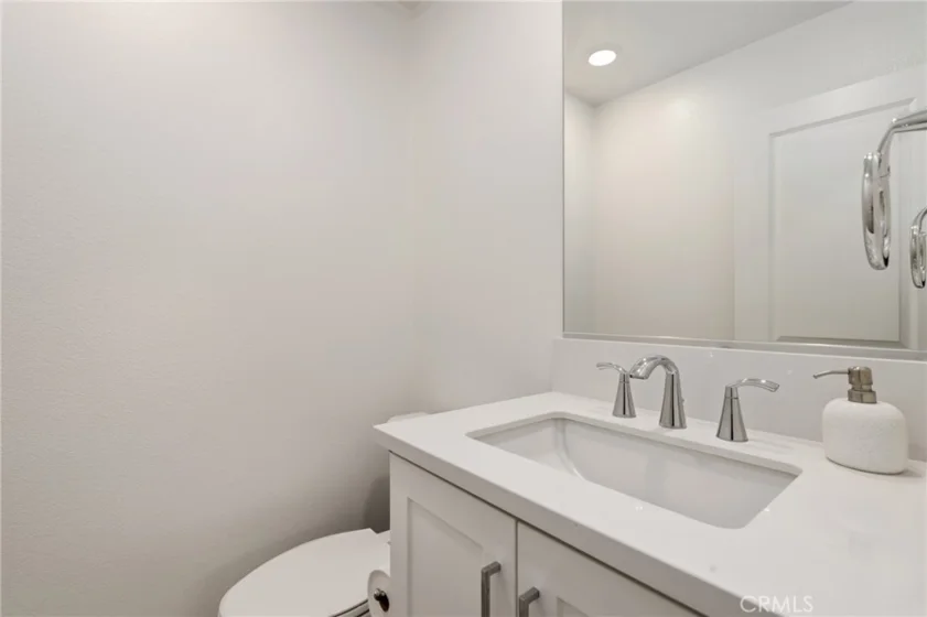 175 W La Palma Avenue #6 photo 14