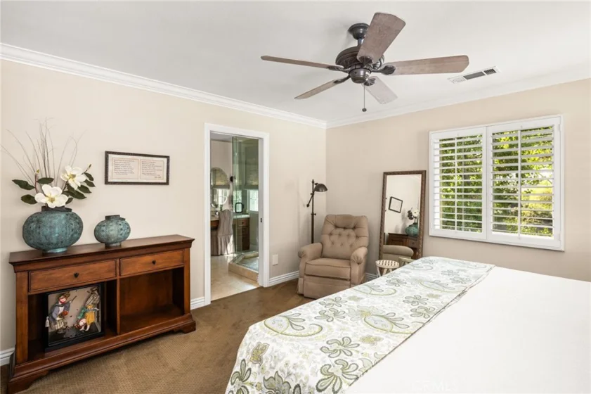 101 Talmadge photo 37