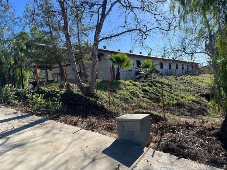 37220 Quarter Valley Road photo 11
