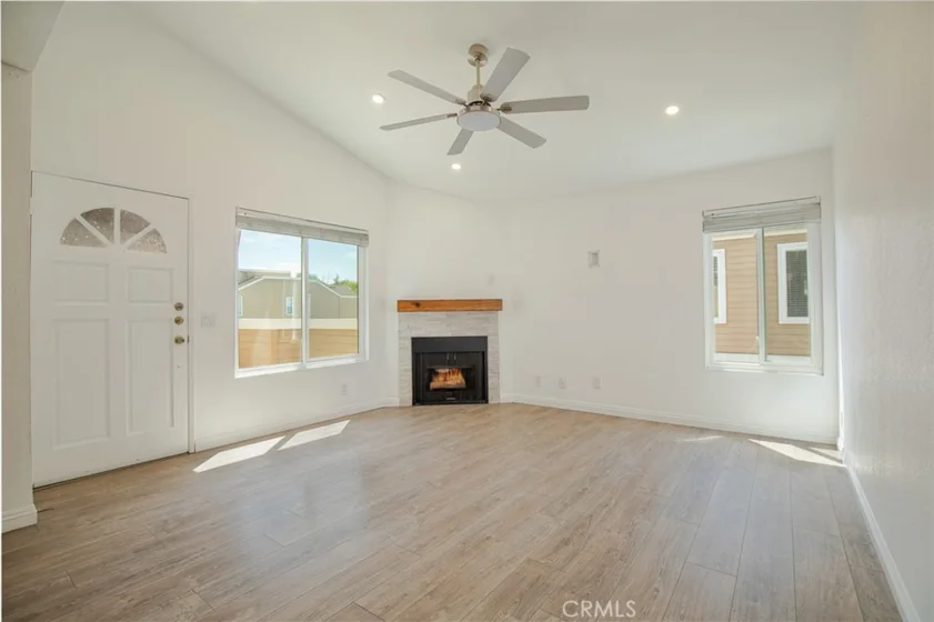 10435 W Briar Oaks Drive #A photo 8