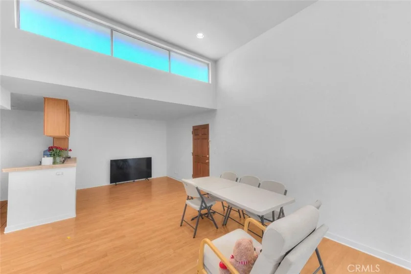 5700 Etiwanda #212 photo 8
