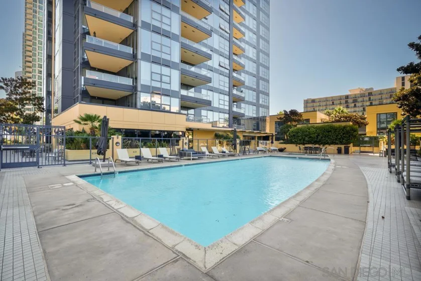 1325 Pacific Hwy #314 photo 62
