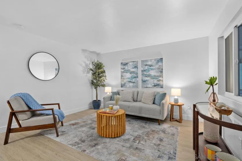 1030 Robinson Avenue #210 photo 1