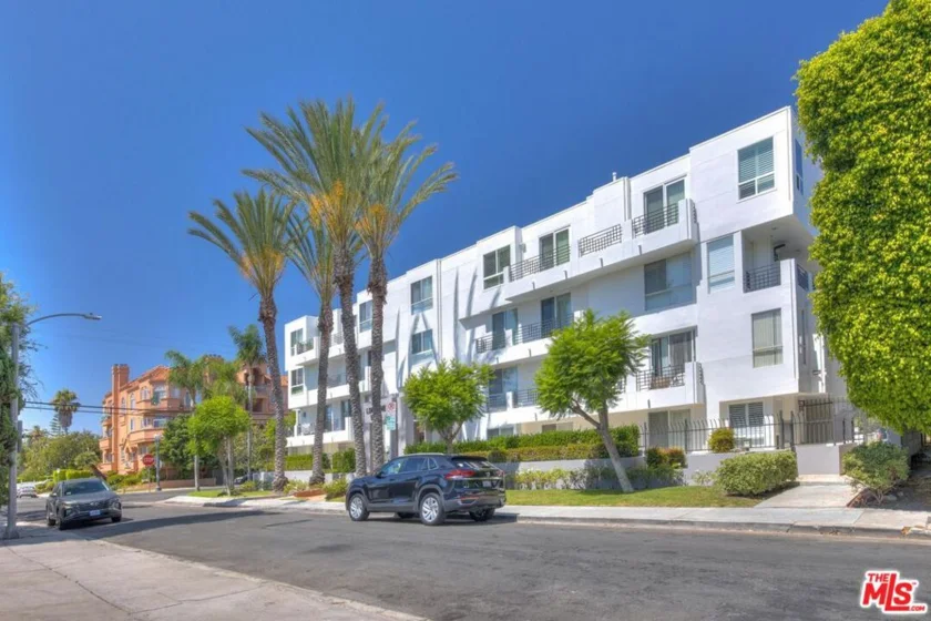 739 Lorraine Boulevard #402 photo 13