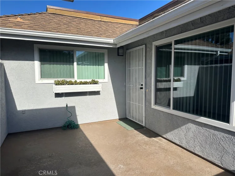 9704 Bickley photo 3