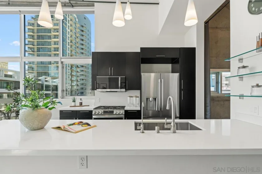 1025 Island Avenue #704 photo 8