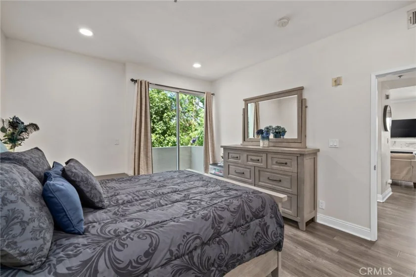 19350 Sherman Way #201 photo 14