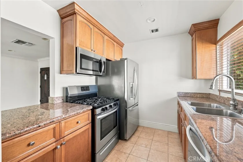 14934 Dickens Street #12A photo 10
