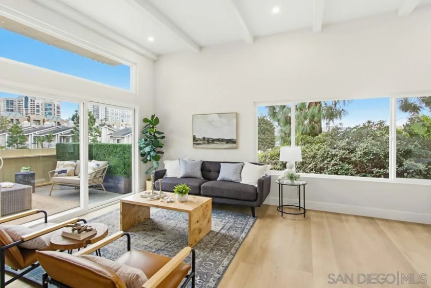 4020 La Jolla Village photo 1