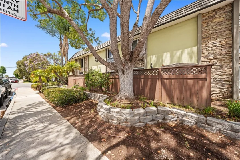 6602 Beadnell Way #22 photo 3