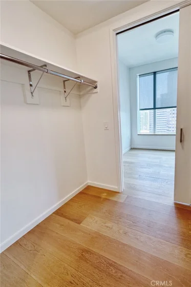 889 Francisco #2505 photo 8