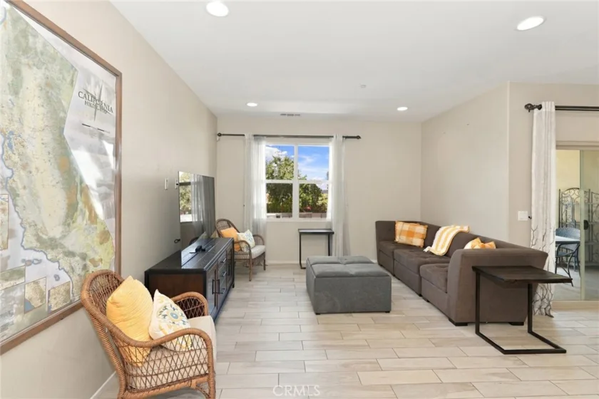 510 S Anaheim Boulevard #8 photo 9