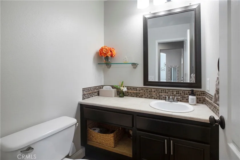 37 Mira Mesa photo 9