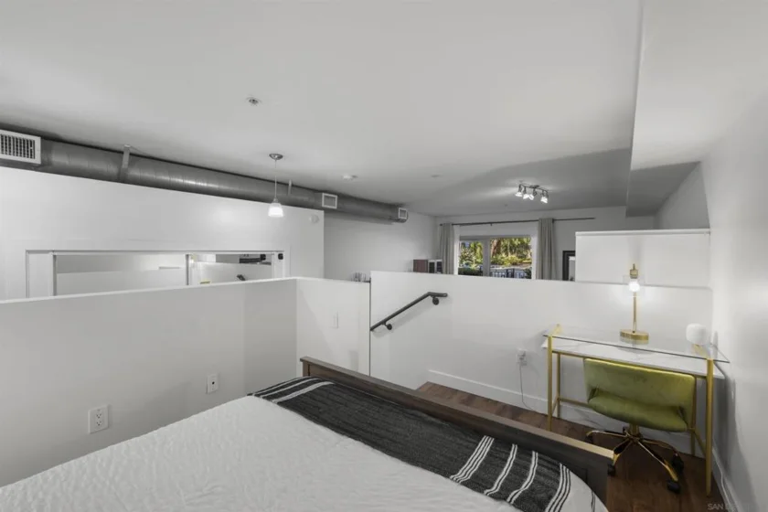 889 Date Street #116 photo 7