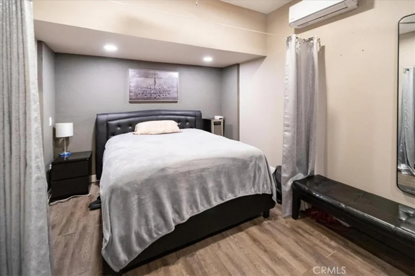 25933 Schafer photo 21