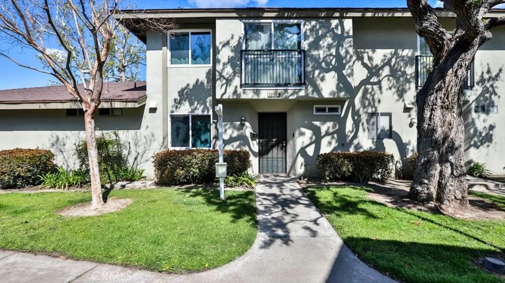13948 Dawson Street photo 1