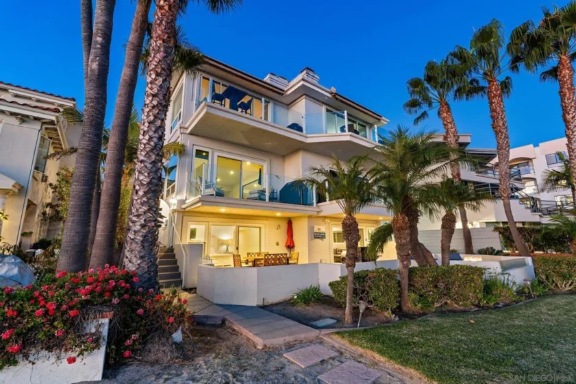 1177 Pacific Beach Drive ##A photo 2