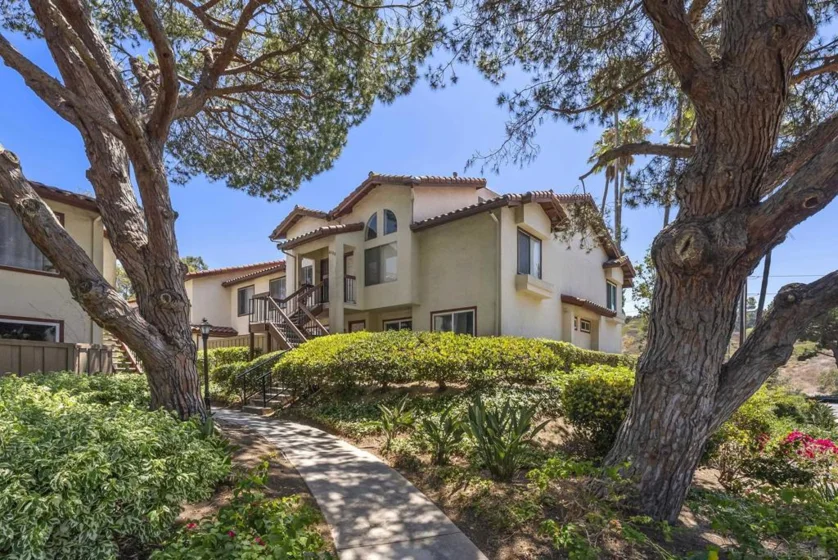 4080 Rosenda #210 photo 22