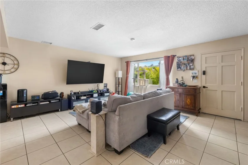 630 S Knott Avenue #25 photo 8