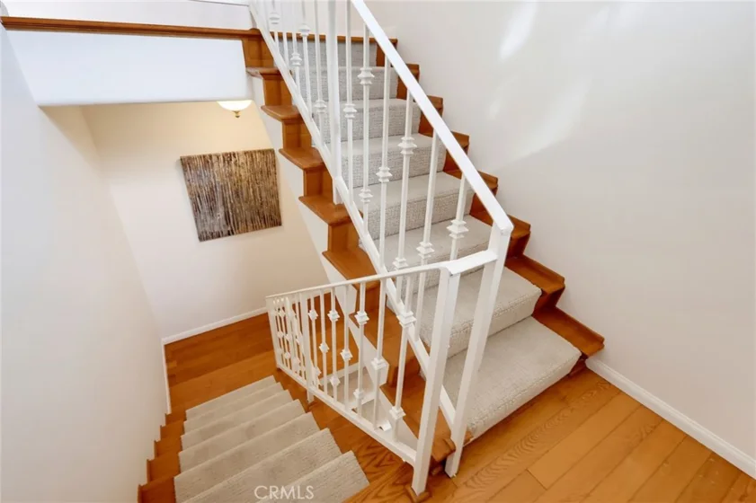 1073 W 9th Street #202 photo 6