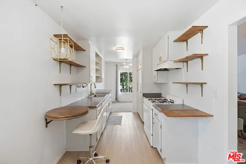 12940 Riverside Drive #201 photo 20
