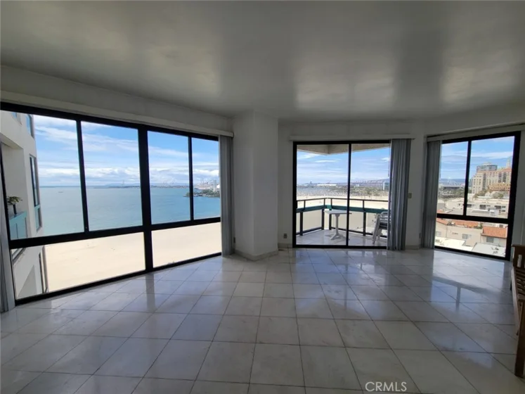 1310 E Ocean #905 photo 14