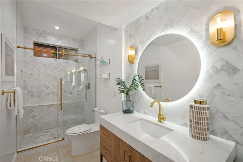 828 N Hudson Avenue #106 photo 6