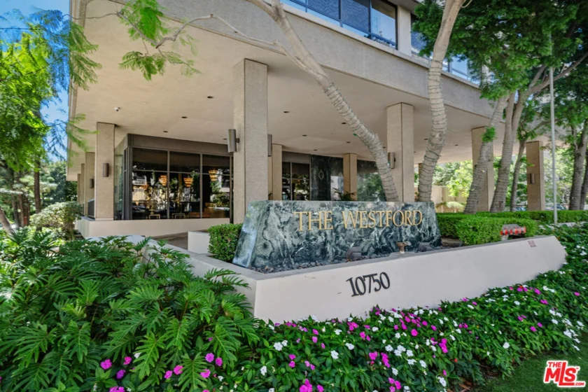 10750 Wilshire Boulevard #401 photo 44