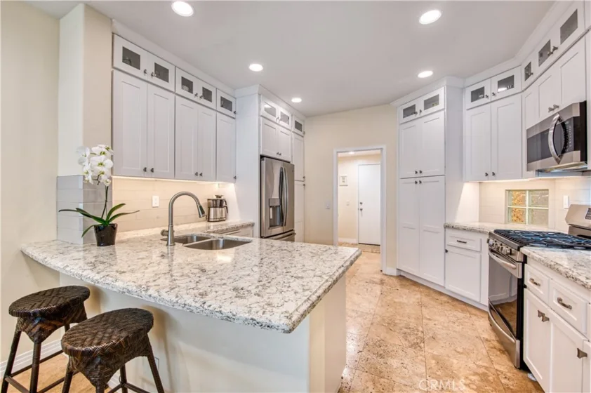 102 Stoney Pointe photo 27