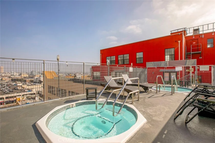 746 S Los Angeles Street #1009 photo 3