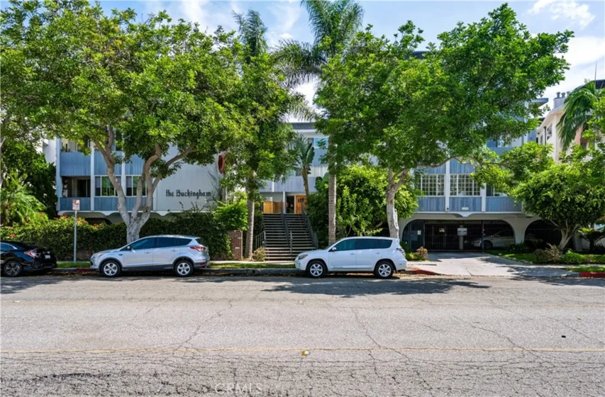 6150 Buckingham Parkway #110 photo 1