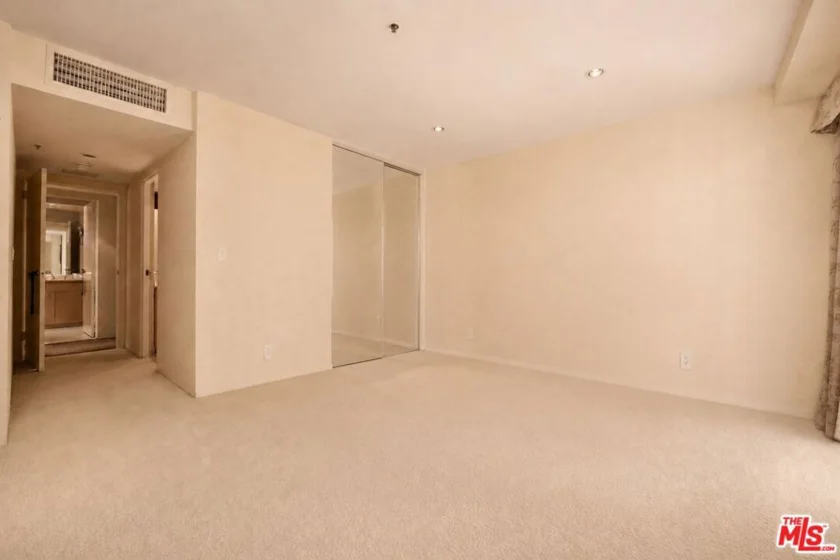 10790 Wilshire Boulevard #1001 photo 44