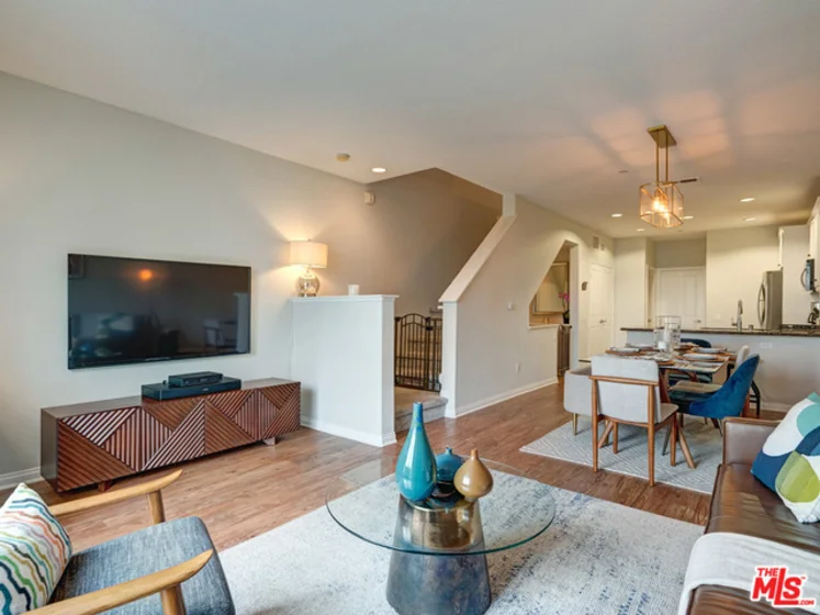 8620 Belford Avenue #105 photo 1