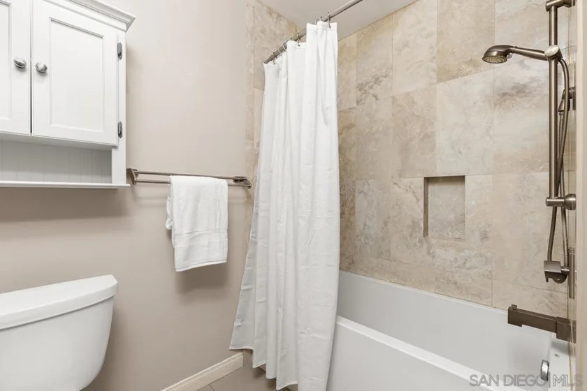 3631 Caminito Carmel Landing photo 10