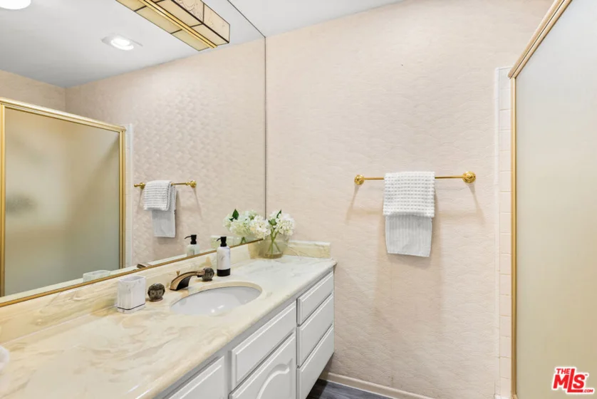 4736 Park Encino Lane #215 photo 25