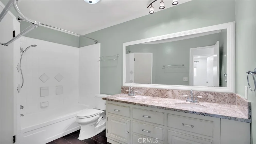 1800 E Heim #29 photo 14