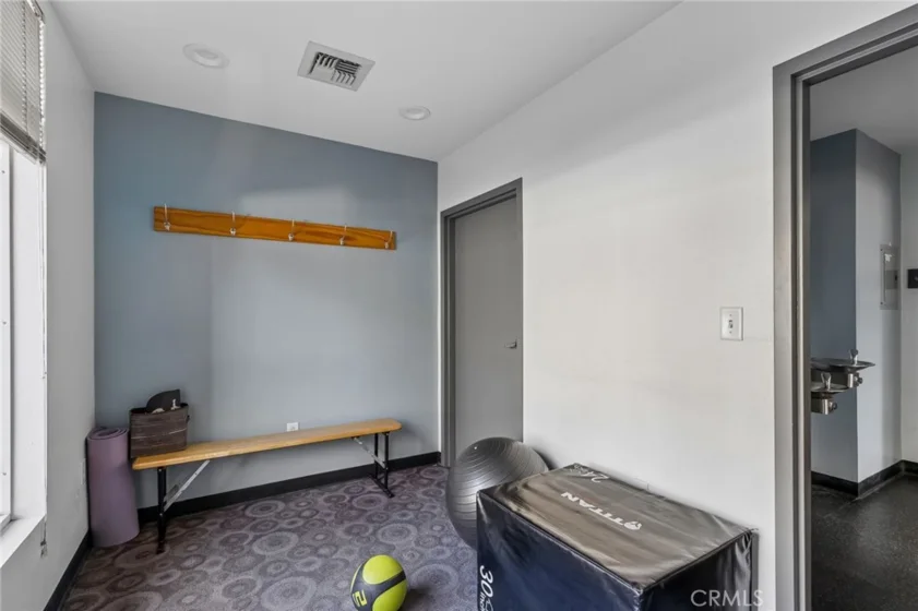 388 E Ocean Boulevard #709 photo 23